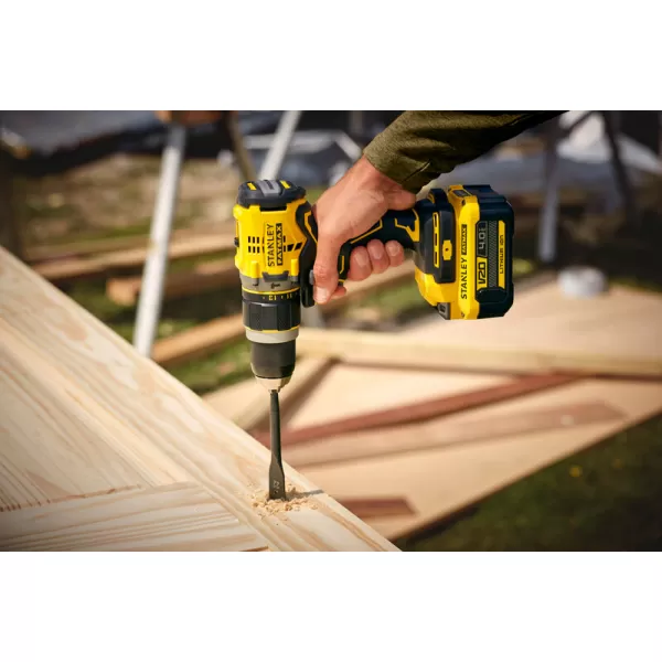 Aku bezuhlíková vrtačka s příklepem V20 18V 2x4,0Ah Stanley FatMax SFMCD721M2K