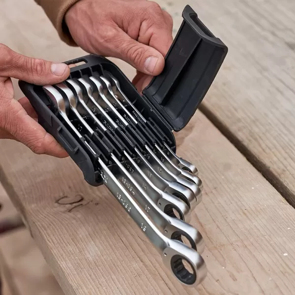 7dílná sada ráčnových klíčů Stanley FMMT82848-0