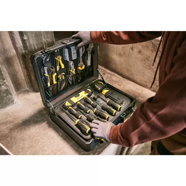 142dílná sada v montážním kufru Stanley STMT98109-1