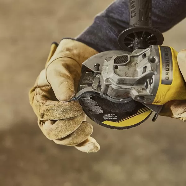 Aku úhlová bruska 125mm V20 18V 2x4,0Ah Stanley FatMax SFMCG700M2K