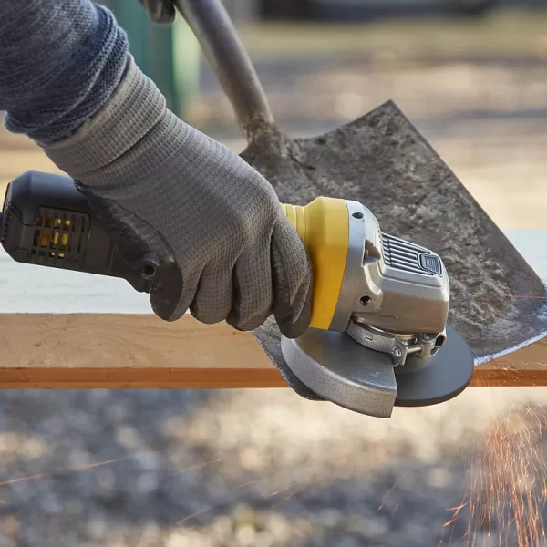 Úhlová bruska 115mm Stanley FatMax FMEG210