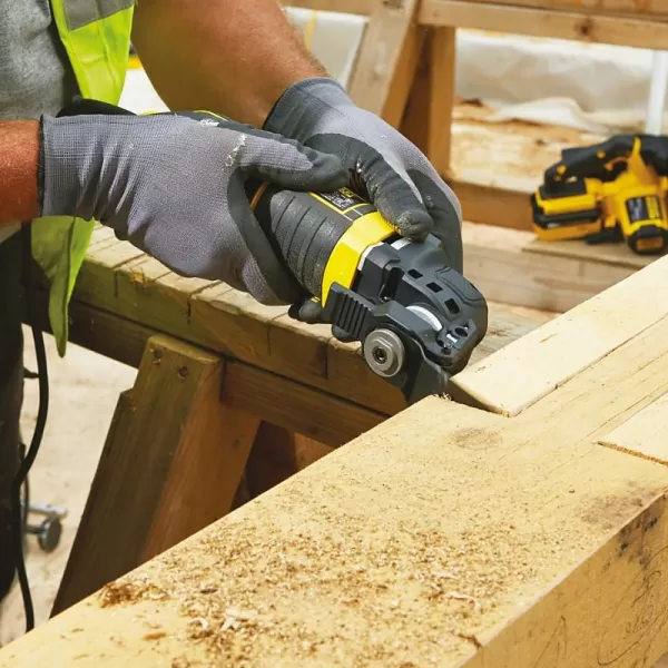 Multifunkční oscilační bruska Stanley FatMax FME650K